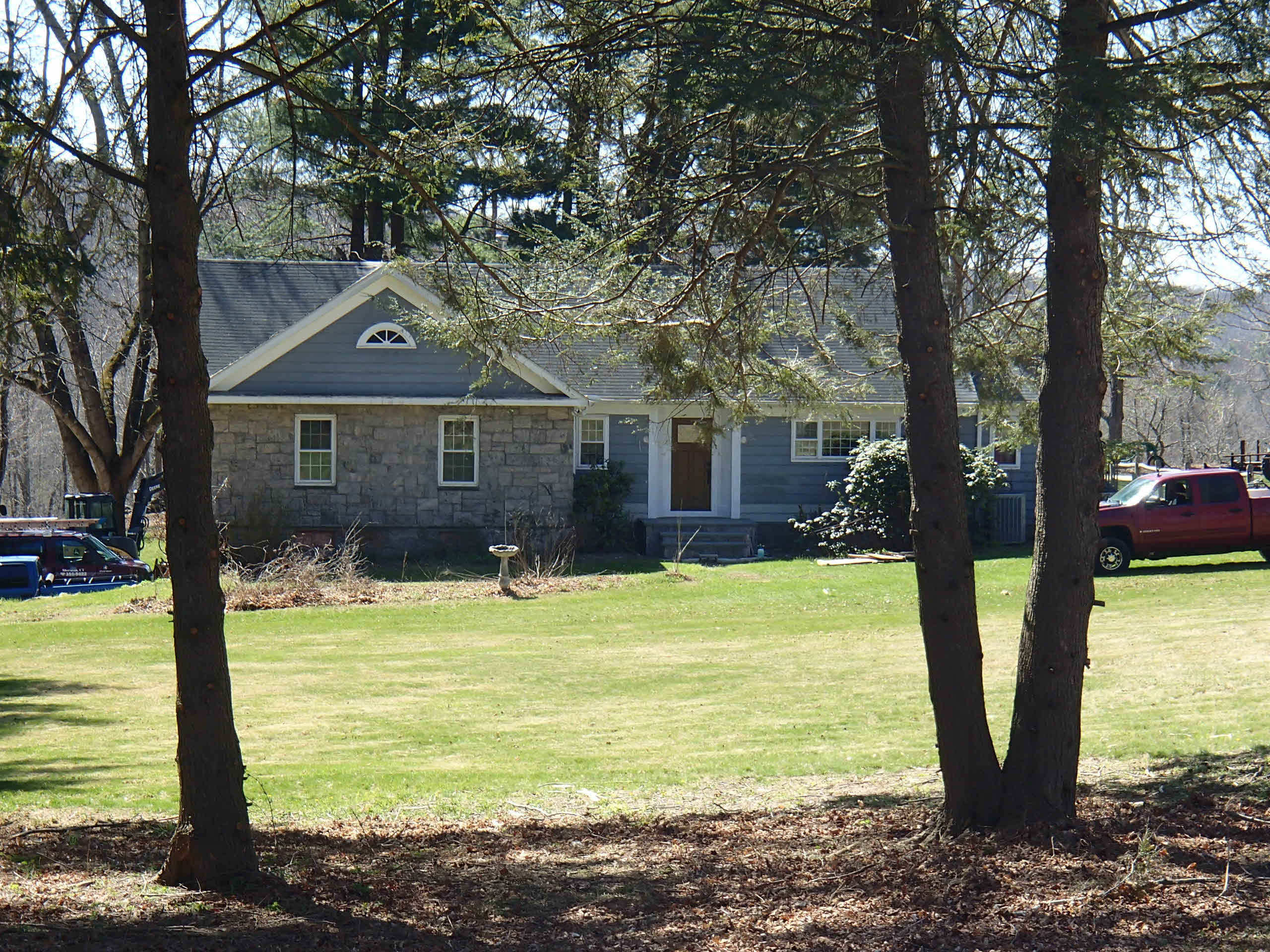 Building photograph for 141 STUART RD EAST